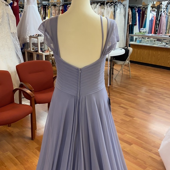 ✔️ wisteria bridesmaid dress - Picture 9 of 13